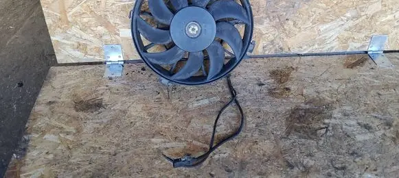 Peugeot 806 Radiator cooling fan shroud FC10458735716