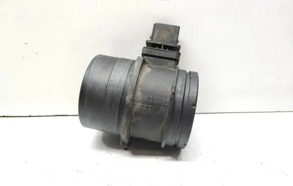 BMW 1 E82 E88 Mass air flow meter 8509724 0281006146