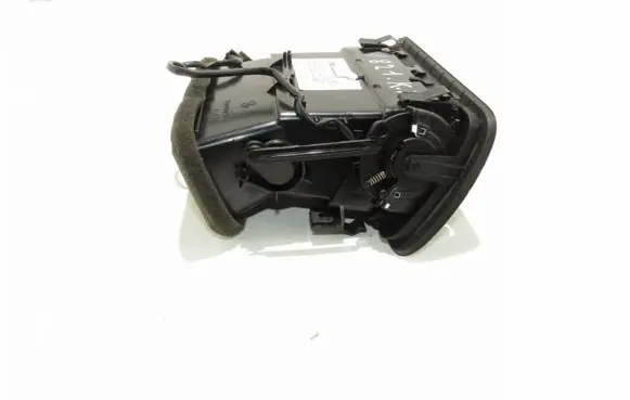 Volkswagen PASSAT CC Dash center air vent grill 3AC819701A