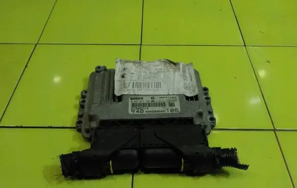 Alfa Romeo Giulietta Engine control unit/module 0281017785