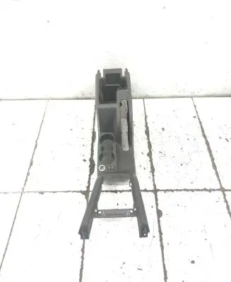 Skoda Octavia Mk2 (1Z) Center console 1Z1863241