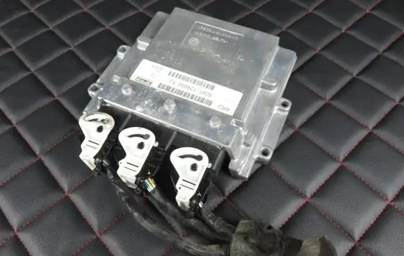 Ford S-MAX Engine control unit/module 6G9112A650FJ