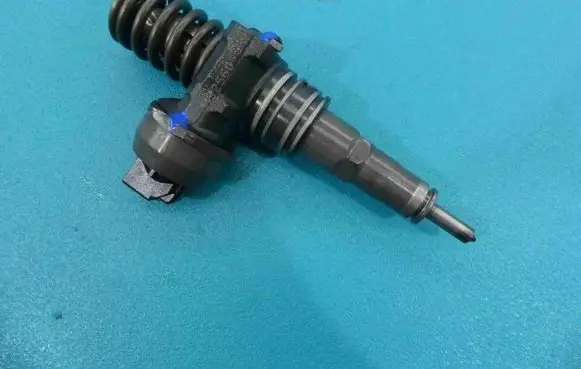 Seat Ibiza III (6L) Fuel injector 0414720035 IMPRK1132560