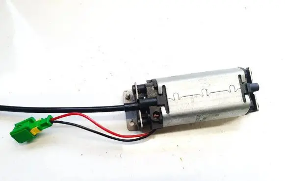 Fiat Ulysse Seat adjustment motor 9460570a 401231a68205