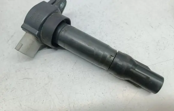 Mitsubishi Lancer VIII High voltage ignition coil MN195805 FK0343