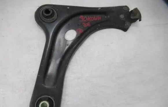 Peugeot 208 Front control arm