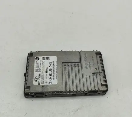 Hyundai Kona I Wireless charging module 95560CM000