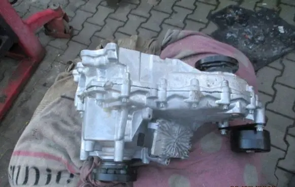 Mercedes-Benz C W203 Gearbox transfer box case 78888