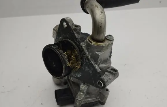 Volkswagen Arteon EGR valve 04L131501RV110