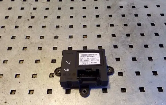 Volvo XC70 Door control unit/module 7G9T14B534BC