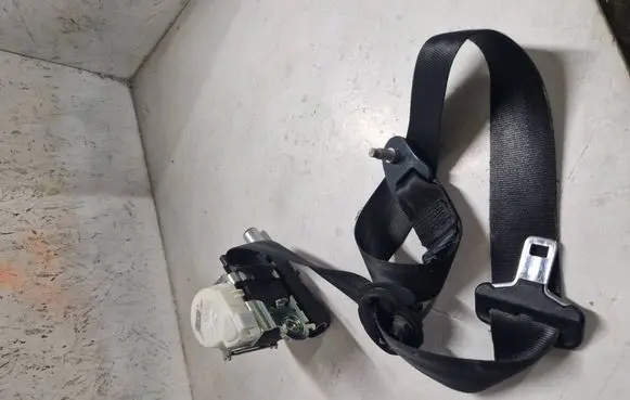 Citroen C5 Front seatbelt