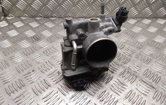 Subaru Legacy Throttle valve 16112AA010