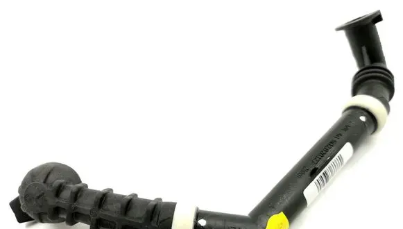 Engine coolant pipe/hose