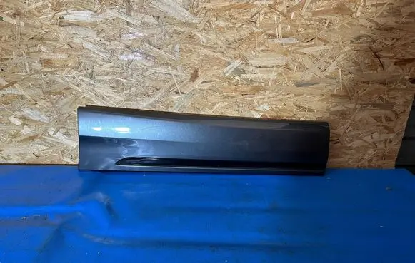 Audi Q8 Front door trim (molding) 4M8853059D 6968688 2028826