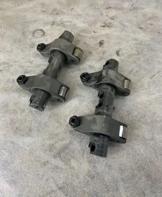 Volkswagen PASSAT B6 Camshaft 038443H 038446