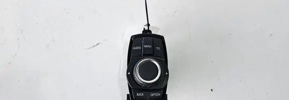 BMW 2 F45 Head unit multimedia control 9381678 033623202 2216000104961008
