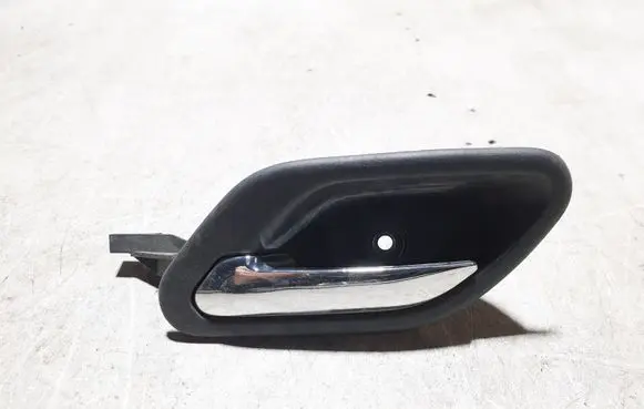 BMW 5 E39 Rear door interior handle 8226049