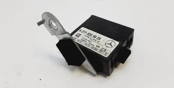 Mercedes-Benz CLS C219 Alarm control unit/module A2118209626