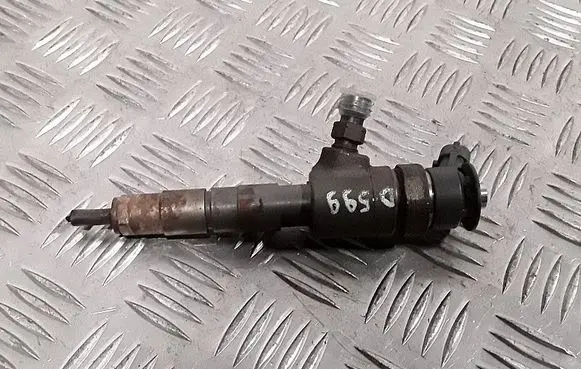 Peugeot 2008 I Fuel injector 0445110339