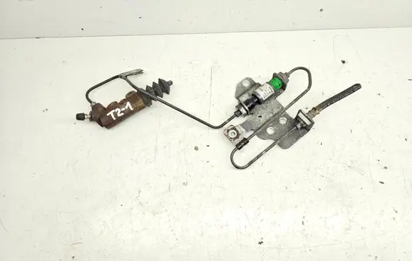 Toyota Avensis T270 Clutch master cylinder 3149005010F