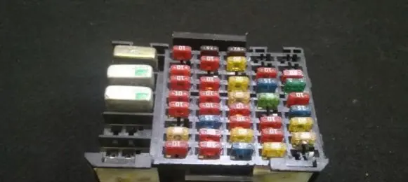Opel Sintra Fuse box set