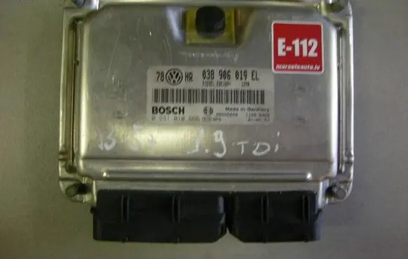 Volkswagen PASSAT B5 Engine control unit/module 038906019EL