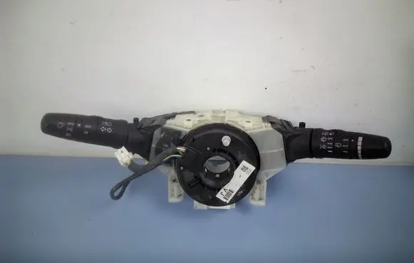 Nissan Primera Wiper turn signal indicator stalk/switch 25540 25260