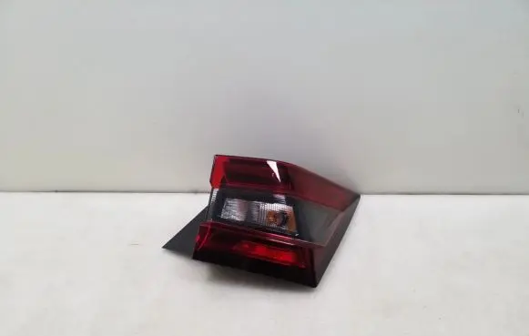 Nissan Juke II F16 Rear/tail lights 265506PA0A