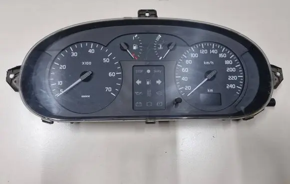 Renault Trafic II (X83) Speedometer (instrument cluster) 216501761 038L200078