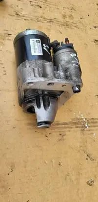 Peugeot 207 Starter motor 75500170 M000T32271ZE N1802