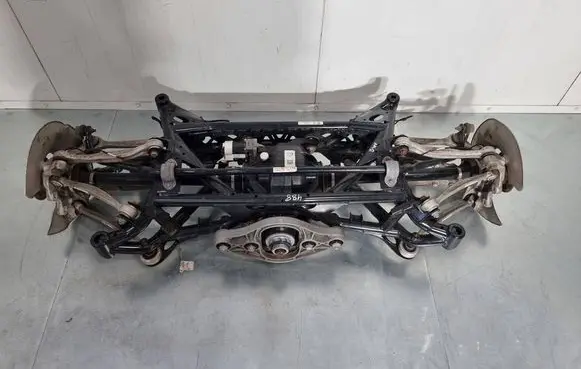 BMW M4 G82 G83 Rear axle beam with reductor 874617205 874723908 809142802