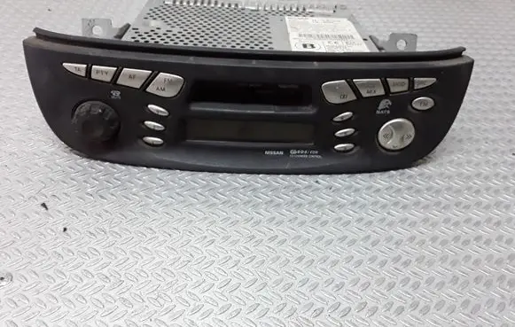Nissan Almera Radio/CD/DVD/GPS head unit 28113BU015