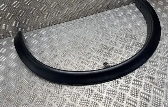 Nissan Juke I F15 Front arch trim 638601KA6A
