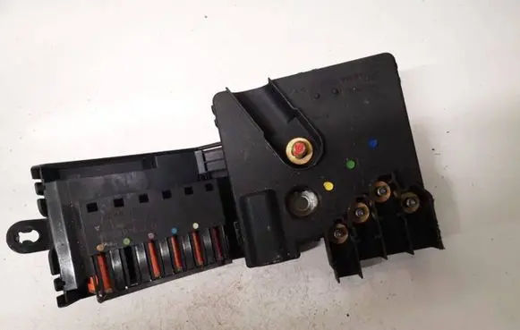 Mercedes-Benz E W211 Fuse box set a2115461341