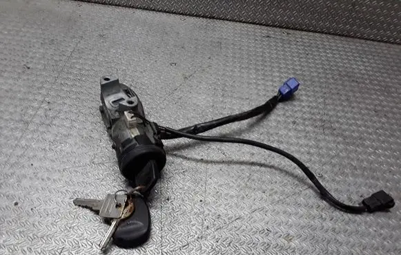 Subaru Forester SF Ignition lock