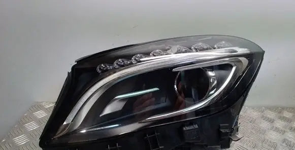Mercedes-Benz GLA W156 Headlight/headlamp A1568260158
