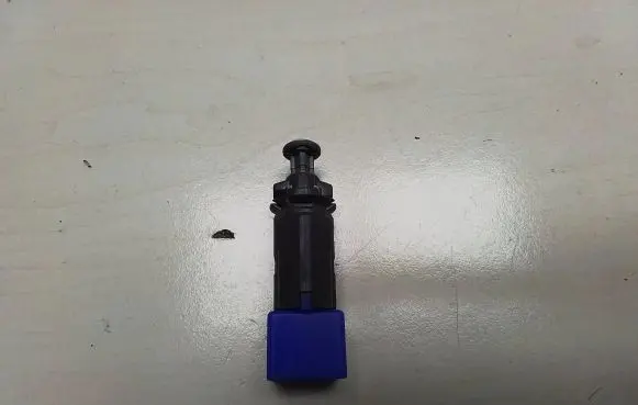 Clutch pedal sensor