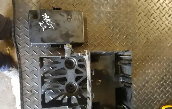 Ford Transit Fuse box cover