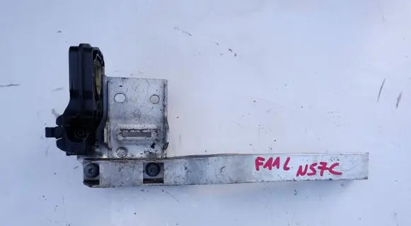 BMW 5 F10 F11 Radiator mount bracket 7583119 7186513