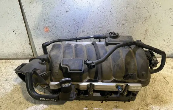 Dodge Challenger Intake manifold 05038525AC TAPEJ3415B0031 511542