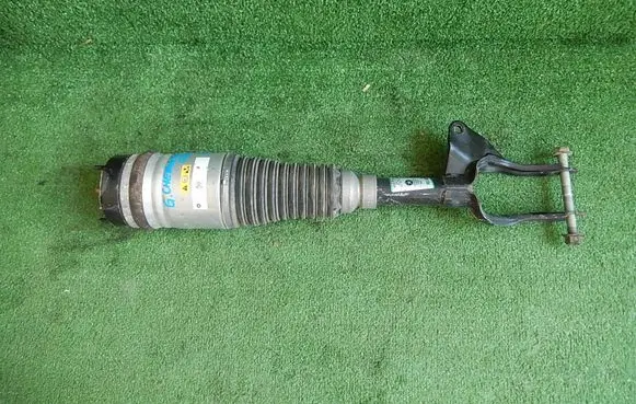 Jeep Grand Cherokee Air suspension front shock absorber P68253208AC