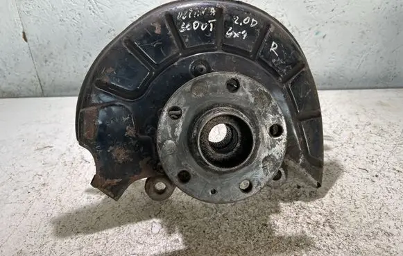 Skoda Octavia Mk2 (1Z) Front wheel hub