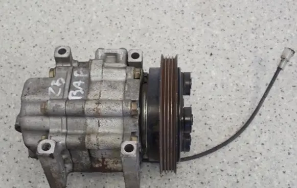 Mazda 323 Air conditioning (A/C) compressor (pump) 