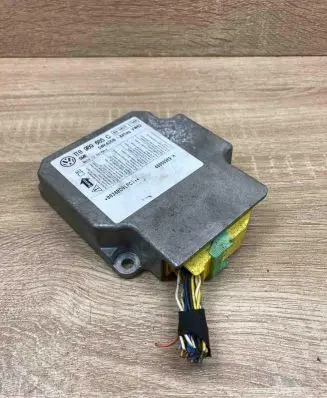 Volkswagen Touran I Airbag control unit/module 1T0909605C