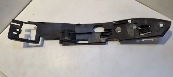 Volkswagen Touareg I Front bumper mounting bracket 7L6807184C