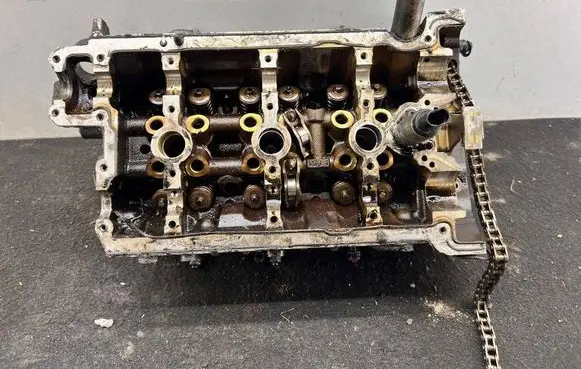 Audi A6 S6 C6 4F Engine head 06E103373L