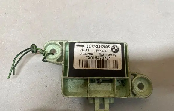 BMW X3 E83 Airbag deployment crash/impact sensor 3412005