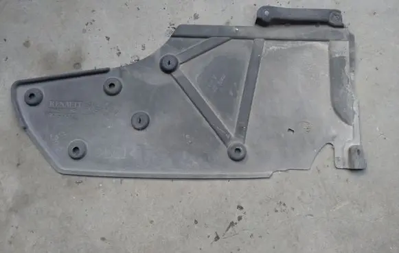 Renault Clio V Fuel tank bottom protection 748A22398R