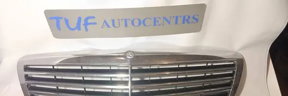 Mercedes-Benz S W221 Front bumper upper radiator grill A2218800083