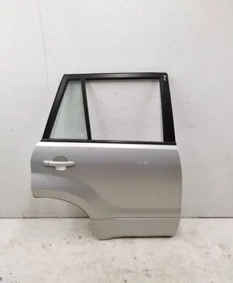 Suzuki Grand Vitara II Rear door